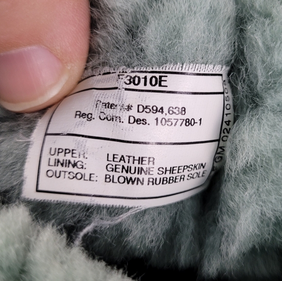 UGG | suede leather & sheepskin sherpa plush slip-on winter boots - Picture 12 of 12